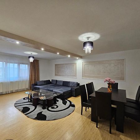 Didi Apartament Craiova Kültér fotó
