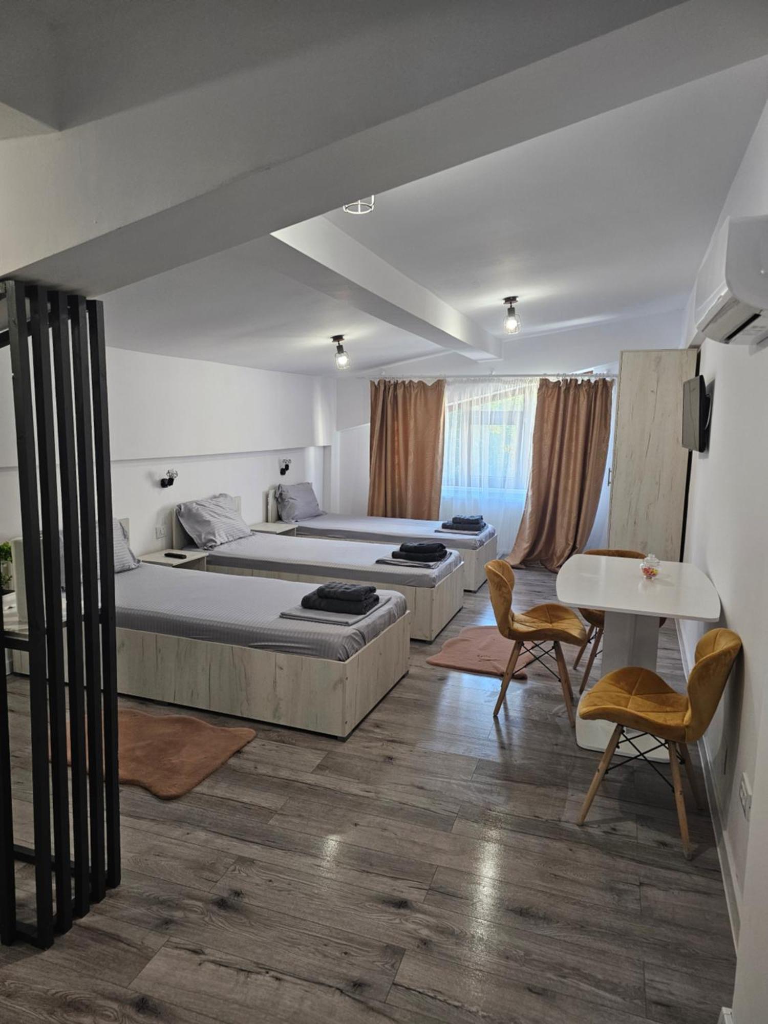 Didi Apartament Craiova Kültér fotó